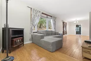 1101 47th St, Vienna, WV 26105 - Photo 14