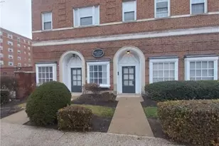 12923 Shaker Blvd, Loveland, OH 44120 - Photo 1