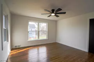 1233 29th St NE, Canton, OH 44714 - Photo 10