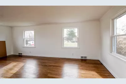 1233 29th Street NE, Canton, OH 44714 - Photo 4