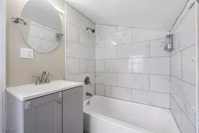 18851 Raymond Street, Maple Heights, OH 44137 - Photo 26