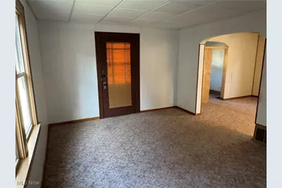 642 Marguerite Avenue, Cuyahoga Falls, OH 44221 - Photo 8