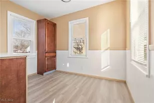 835 E Archwood Ave, Akron, OH 44306 - Photo 14