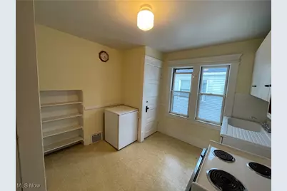 1916 Creston Avenue, Loveland, OH 44109 - Photo 14