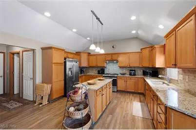 70 Filly Lane, Northfield, OH 44067 - Photo 8