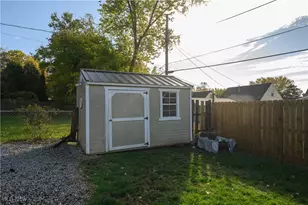 1624 34th St NE, Canton, OH 44714 - Photo 22