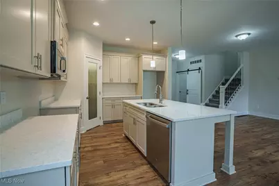 2938 S Hametown Road, Barberton, OH 44203 - Photo 6