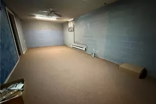 425 E Union Ave, West Lafayette, OH 43845 - Photo 16