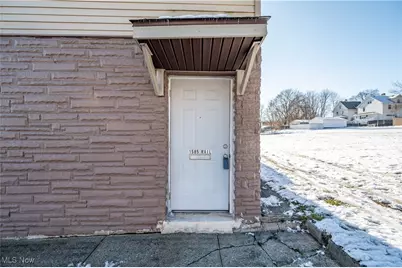 1585 Himrod Avenue, Youngstown, OH 44506 - Photo 4