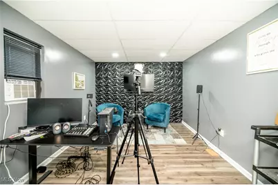 1585 Himrod Avenue, Youngstown, OH 44506 - Photo 38