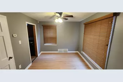 17418 Biltmore Avenue, Loveland, OH 44128 - Photo 2