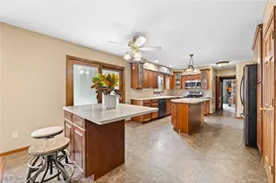 7686 Peck Rd, Ravenna, OH 44266 - Photo 16