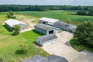 7686 Peck Rd, Ravenna, OH 44266 - Photo 6