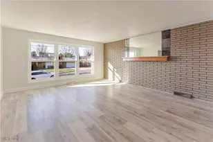 211 Donnell St, Weirton, WV 26062 - Photo 4