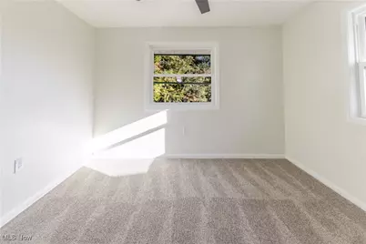 211 Donnell Street, Weirton, WV 26062 - Photo 16