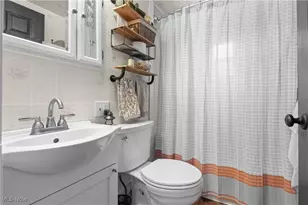 323 Tyson Ave, Akron, OH 44319 - Photo 28