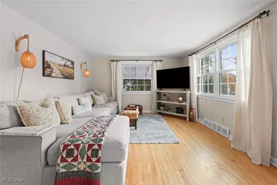 323 Tyson Avenue, Akron, OH 44319 - Photo 4