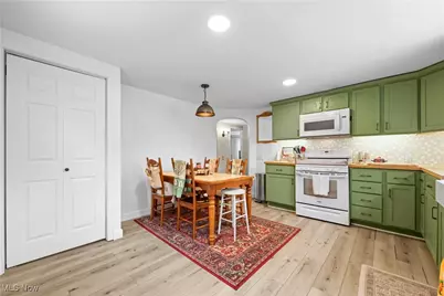 323 Tyson Avenue, Akron, OH 44319 - Photo 18