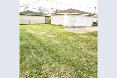 14621 Saint James Avenue, Loveland, OH 44135 - Photo 16