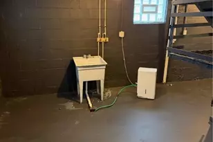 1116 Frederick Blvd, Akron, OH 44320 - Photo 16