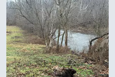 La Vona Dr, Zanesville, OH 43701 - Photo 10