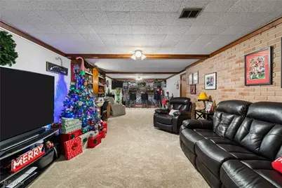 3227 Greenpark Street NW, Massillon, OH 44646 - Photo 22