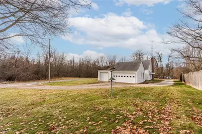 6410 El Mar Drive NW, North Canton, OH 44720 - Photo 4