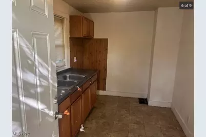 582 Corice Street, Akron, OH 44311 - Photo 6
