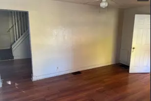 582 Corice St, Akron, OH 44311 - Photo 8