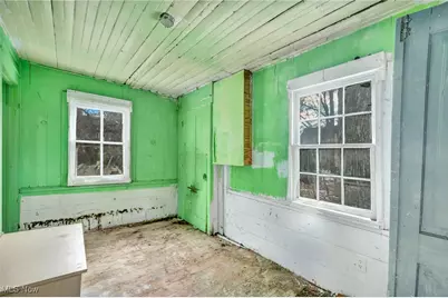 215 W College Street, Oberlin, OH 44074 - Photo 28