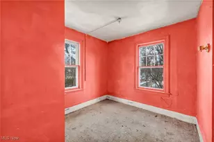 215 W College St, Oberlin, OH 44074 - Photo 32