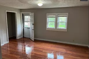 851 Forrest Dr, Akron, OH 44306 - Photo 2