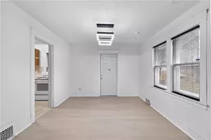 3470 E 113th St, Loveland, OH 44104 - Photo 8