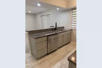 8297 Quail Point Lane, Mentor, OH 44060 - Photo 6