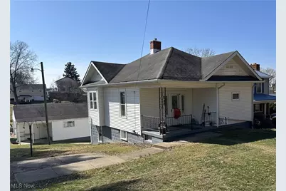 548 Highland Avenue, Cambridge, OH 43725 - Photo 2