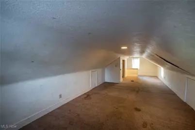 1040 Mercer Avenue, Akron, OH 44320 - Photo 20