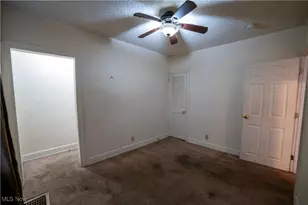 1040 Mercer Ave, Akron, OH 44320 - Photo 16