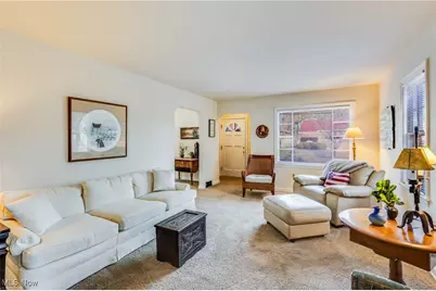 41 Roslyn Drive, Youngstown, OH 44505 - Photo 8