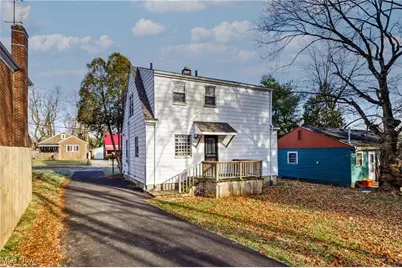 41 Roslyn Drive, Youngstown, OH 44505 - Photo 4