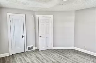 900 Roslyn Ave SW, Canton, OH 44710 - Photo 22