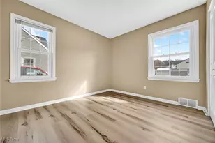 28785 Hazel Ave, Wickliffe, OH 44092 - Photo 10