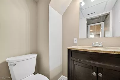 28785 Hazel Avenue, Wickliffe, OH 44092 - Photo 16
