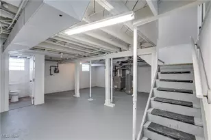 1835 Thornapple Ave, Akron, OH 44301 - Photo 34