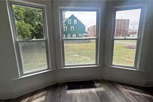 535 E 123rd St, Loveland, OH 44108 - Photo 4