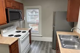 346 1/2 2nd Street NE, New Philadelphia, OH 44663 - Photo 2