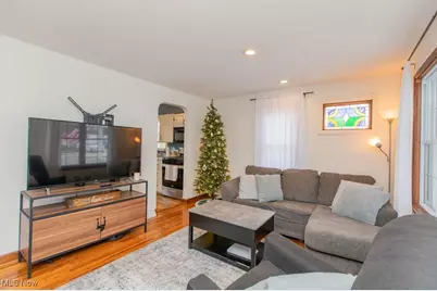 299 Inwood Boulevard, Avon Lake, OH 44012 - Photo 6