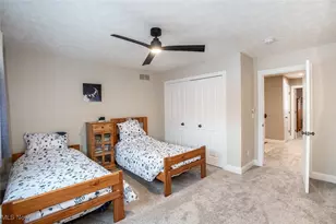 355 Wakefield Run Blvd, Hinckley, OH 44233 - Photo 32