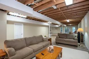 355 Wakefield Run Blvd, Hinckley, OH 44233 - Photo 36