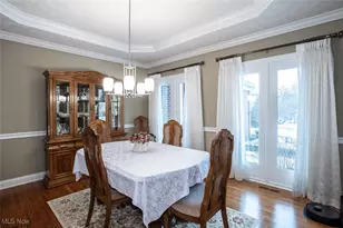 355 Wakefield Run Blvd, Hinckley, OH 44233 - Photo 18