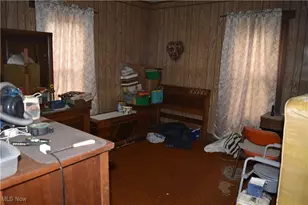 52140 Home St, St Clairsville, OH 43950 - Photo 6